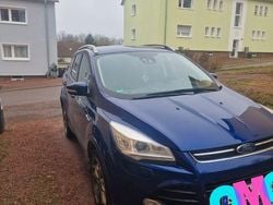 Blau Gebraucht 2016 Ford Kuga SYNC Edition SUV | 9.800 € (Guter Preis)