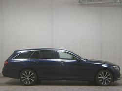 Blau Gebraucht 2020 Mercedes E300 Avantgarde Kombi | 18.950 € (Guter Preis)