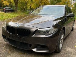 Braun Gebraucht 2015 BMW 530 Luxury Line Kombi | 15.800 € (Teuer)