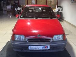 Rot Gebraucht 1990 Opel Kadett Limousine | 3.990 €
