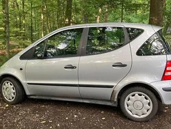Grau Gebraucht 2004 Mercedes A140 Classic Van / Kleinbus | 1.250 € (Guter Preis)