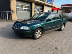 Grün Gebraucht 2002 VW Passat Trendline Limousine | 1.890 € (Fairer Preis)