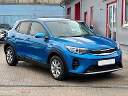 Blau Gebraucht 2022 Kia Stonic SUV | 14.995 € (Superpreis)