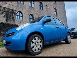 Blau Gebraucht 2003 Nissan Micra Kleinwagen | 700 € (Guter Preis)