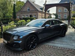 Grau Gebraucht 2021 Bentley Flying Spur Limousine | 169.500 €