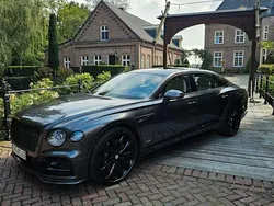 Grau Gebraucht 2021 Bentley Flying Spur Limousine | 169.500 €