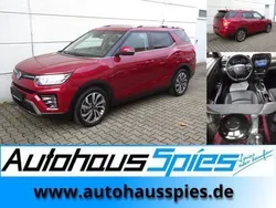 Rot cherry red met. rav Gebraucht 2023 Ssangyong Tivoli Sapphire SUV | 24.490 €