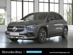 Grau Gebraucht 2023 Mercedes GLA200 SUV | 40.990 € (Teuer)