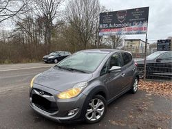 Grau Gebraucht 2015 Hyundai ix20 Kleinwagen | 5.990 € (Fairer Preis)
