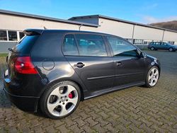 Schwarz Gebraucht 2005 VW Golf GTI Limousine | 5.900 €