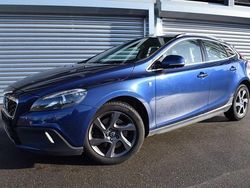 Blau Gebraucht 2015 Volvo V40 CC Ocean Race Kombi | 15.800 € (Fairer Preis)