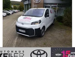 Ice white Gebraucht 2024 Toyota Proace Van | 29.960 € (Fairer Preis)