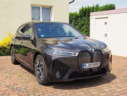 Grau Gebraucht 2023 BMW iX Sport Line SUV | 49.800 € (Fairer Preis)