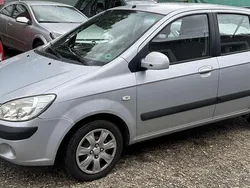 Grau Gebraucht 2008 Hyundai Getz Kleinwagen | 1.650 € (Fairer Preis)