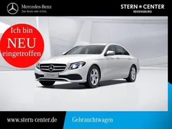 Weiß Gebraucht 2016 Mercedes E200 Avantgarde Limousine | 26.980 € (Etwas zu teuer)