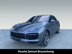 Grau Gebraucht 2021 Porsche Cayenne SUV | 77.860 € (Teuer)
