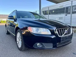 Schwarz Gebraucht 2007 Volvo V70 Momentum Kombi | 3.499 € (Etwas zu teuer)