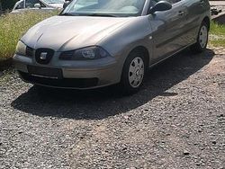 Grau Gebraucht 2004 Seat Ibiza Kleinwagen | 750 € (Guter Preis)