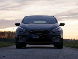 Schwarz Gebraucht 2015 Kia Ceed GT GT-Track Limousine | 12.500 € (Fairer Preis)