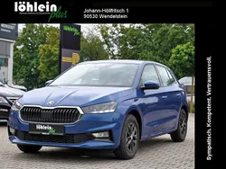 Blau Gebraucht 2023 Skoda Fabia Selection Limousine | 16.999 € (Guter Preis)