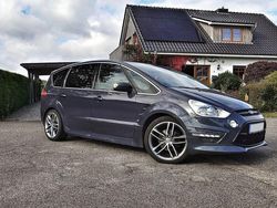 Blau Gebraucht 2011 Ford S-MAX Titanium S Van / Kleinbus | 5.400 € (Fairer Preis)