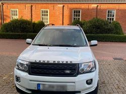Weiß Gebraucht 2012 Land Rover Freelander 2 SUV | 10.600 € (Etwas zu teuer)