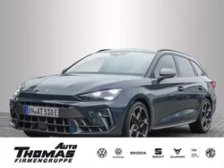 Fiord blau Gebraucht 2024 Cupra Leon VZ Kombi | 42.870 € (Fairer Preis)