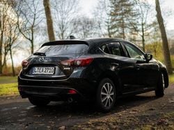 Schwarz Gebraucht 2015 Mazda 3 Center-Line Limousine | 12.400 € (Fairer Preis)