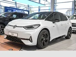 Gletscherweiß metallic schwarz Gebraucht 2025 VW ID.3 GTX Kleinwagen | 42.990 €