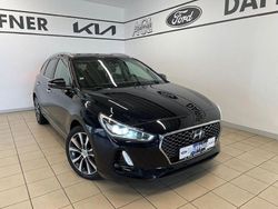 Phantom black / mic Gebraucht 2017 Hyundai i30 Premium Kombi | 14.990 € (Etwas zu teuer)