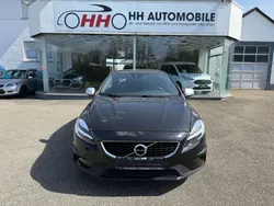 Schwarz Gebraucht 2018 Volvo V40 R-Design Kombi | 17.990 € (Teuer)