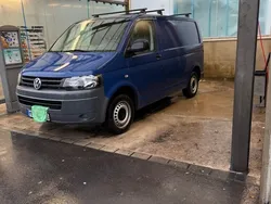 Blau Gebraucht 2010 VW T5 Van | 5.500 €