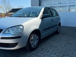 Silber Gebraucht 2006 VW Polo Trendline Kleinwagen | 2.000 € (Fairer Preis)
