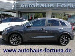 Platinum graphite Gebraucht 2017 Kia Niro Vision SUV | 15.800 € (Fairer Preis)