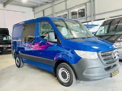 Atlantisblau Gebraucht 2019 Mercedes Sprinter Van | 20.500 € (Superpreis)