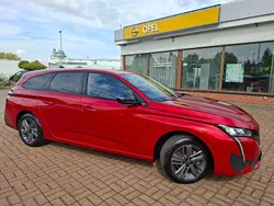 Rot Gebraucht 2024 Peugeot 308 Allure Kombi | 20.490 € (Superpreis)