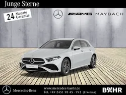 Weiß Gebraucht 2023 Mercedes A200 Kleinwagen | 33.950 € (Teuer)