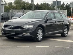 Grau Gebraucht 2021 VW Passat Business Kombi | 19.900 € (Guter Preis)