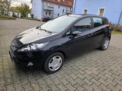 Schwarz Gebraucht 2011 Ford Fiesta Limousine | 4.950 €