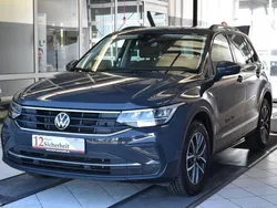 Grau Gebraucht 2022 VW Tiguan Life SUV | 24.870 € (Guter Preis)