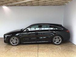 Schwarz Gebraucht 2023 Mercedes CLA220 Shooting Brake AMG line Kombi | 35.970 € (Teuer)