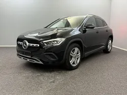 Schwarz Gebraucht 2020 Mercedes GLA200 Urban SUV | 24.299 € (Teuer)
