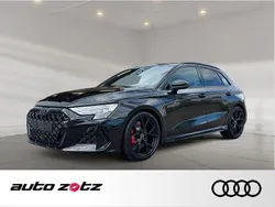 Schwarz Neu 2025 Audi RS3 Sportback Sport Kleinwagen | 82.565 € (Teuer)