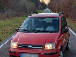Rot Gebraucht 2006 Fiat Panda Kleinwagen | 1.850 €
