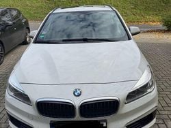Weiß Gebraucht 2018 BMW 218 Sport Line SUV | 13.999 € (Fairer Preis)