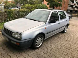 Grau Gebraucht 1994 VW Golf III Kleinwagen | 2.700 €