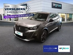 Grau Gebraucht 2023 Peugeot 2008 Allure SUV | 18.885 € (Superpreis)