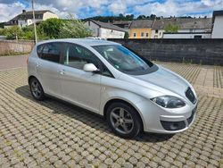 Silber Gebraucht 2014 Seat Altea Van / Kleinbus | 4.999 € (Fairer Preis)