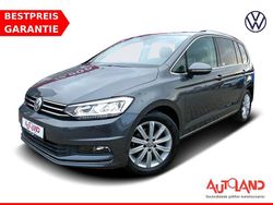 Grau Gebraucht 2019 VW Touran Highline Van / Kleinbus | 27.950 € (Fairer Preis)