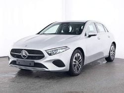 Silber Gebraucht 2023 Mercedes A180 Kleinwagen | 27.890 € (Guter Preis)